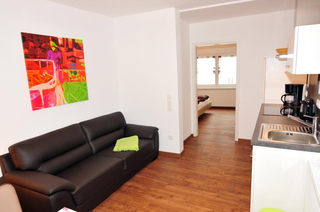 Ferienwohnung Fewo Samanta Schmider- auch kurzfristig EP Karten garantiert! Rust Zimmer foto