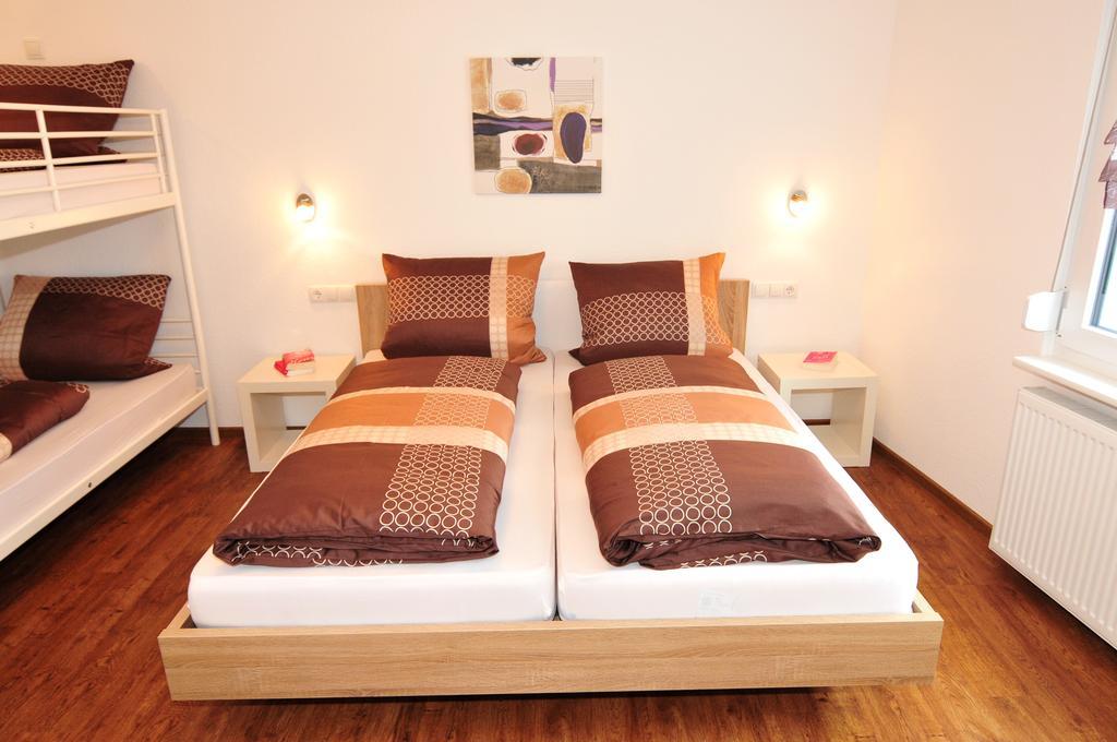 Ferienwohnung Fewo Samanta Schmider- auch kurzfristig EP Karten garantiert! Rust Zimmer foto
