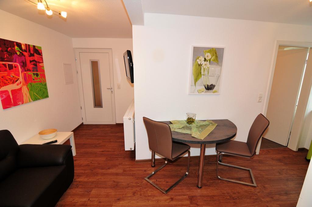 Ferienwohnung Fewo Samanta Schmider- auch kurzfristig EP Karten garantiert! Rust Zimmer foto