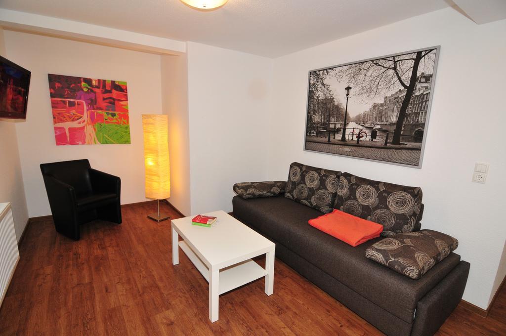 Ferienwohnung Fewo Samanta Schmider- auch kurzfristig EP Karten garantiert! Rust Zimmer foto